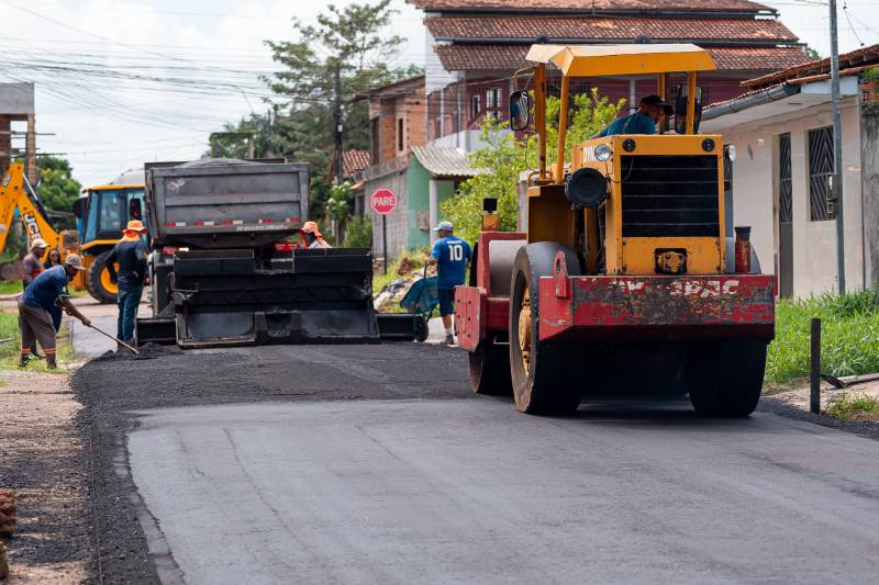 Prefeitura de Benevides avança com pavimentação no Bairro das Flores