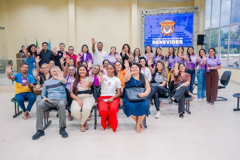 Programação do Agosto Lilás em Benevides começou com roda de conversa