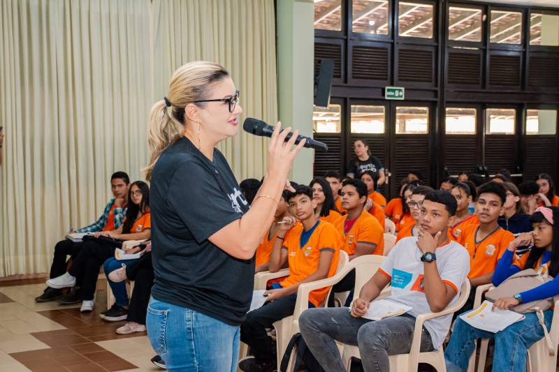 Alunos se preparam para o SAEB: aulão on-line de português e aulão presencial de matemática para fortalecer o aprendizado