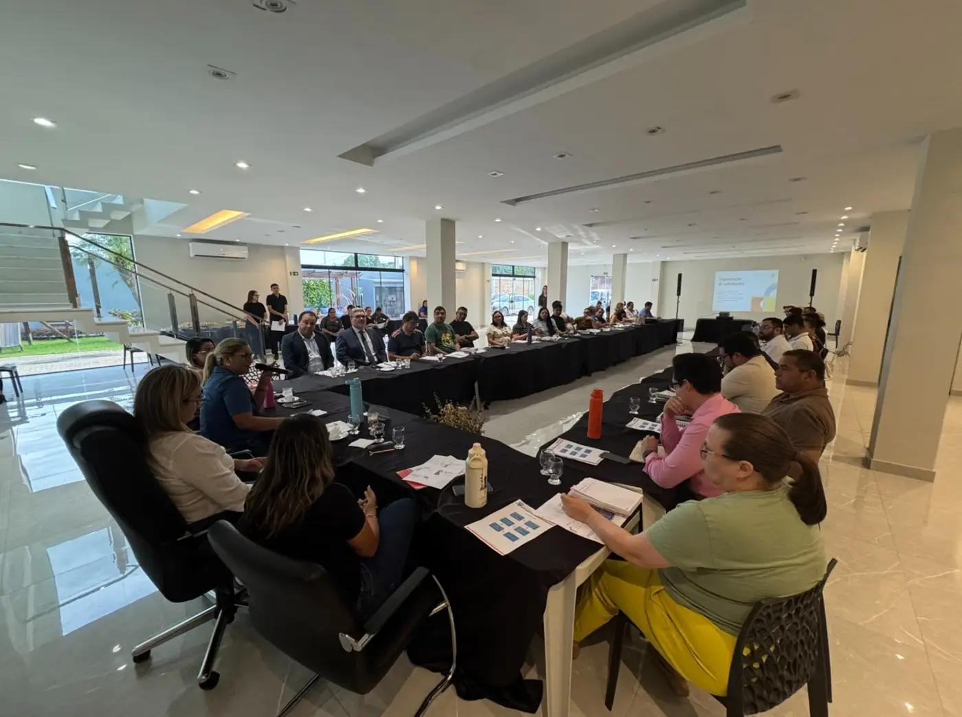 Benevides fortalece governança com foco em planejamento estratégico e integração entre secretarias