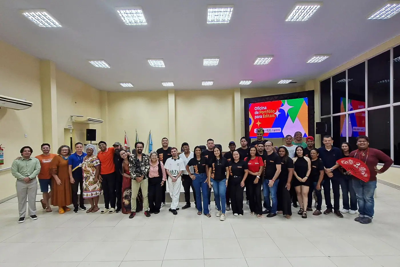 Oficina em Benevides capacita artistas para elaboração de portfólios e acesso a editais