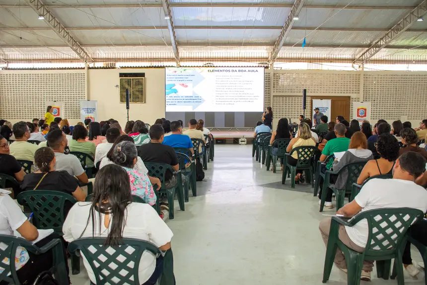 SEMANA PEDAGÓGICA - SALÃO PAROQUIAL