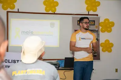 MAIO AMARELO - PLASTIMASSA